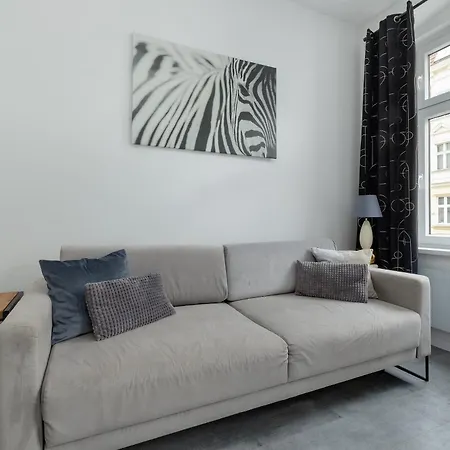 Emilii Plater Cozy By Bookinghost Apartment